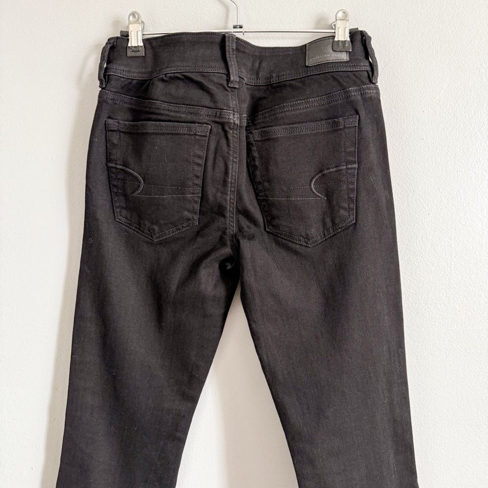 American Eagle Black Next Level Stretch Kickboot Jeans Size 2 Short